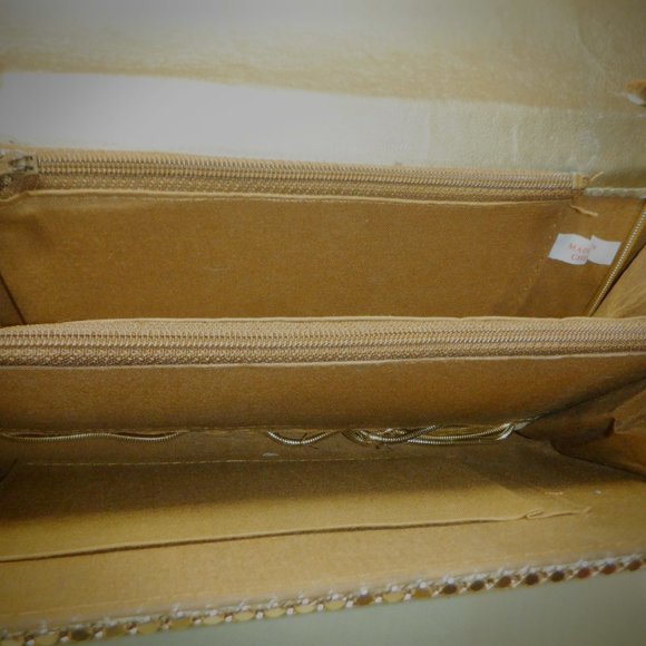 Sparkly, Glowing, Amazing GOLD CLUTCH or Strap BAG - Your Choice - Picture 3 of 5